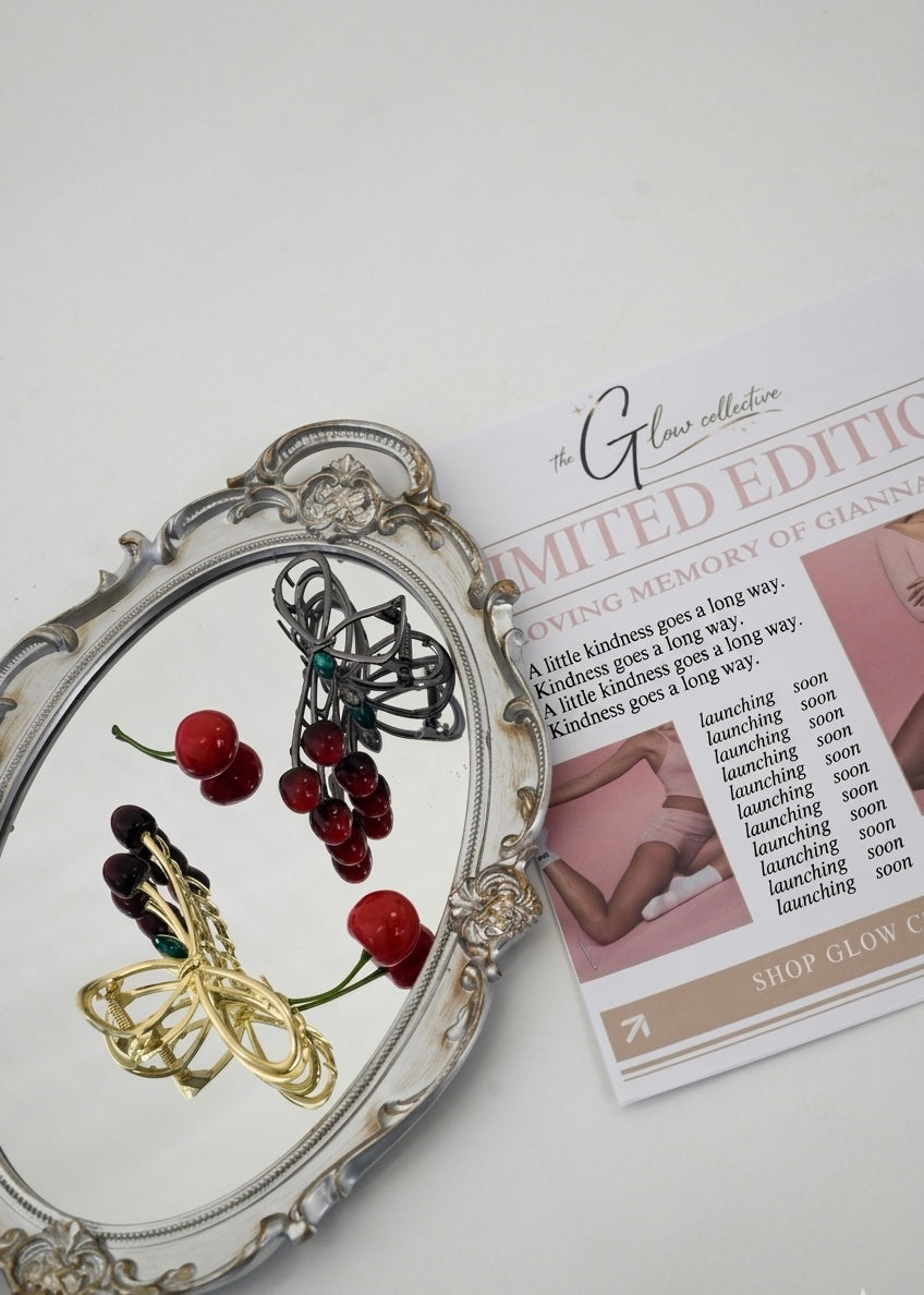 Cherry Glow Clip
