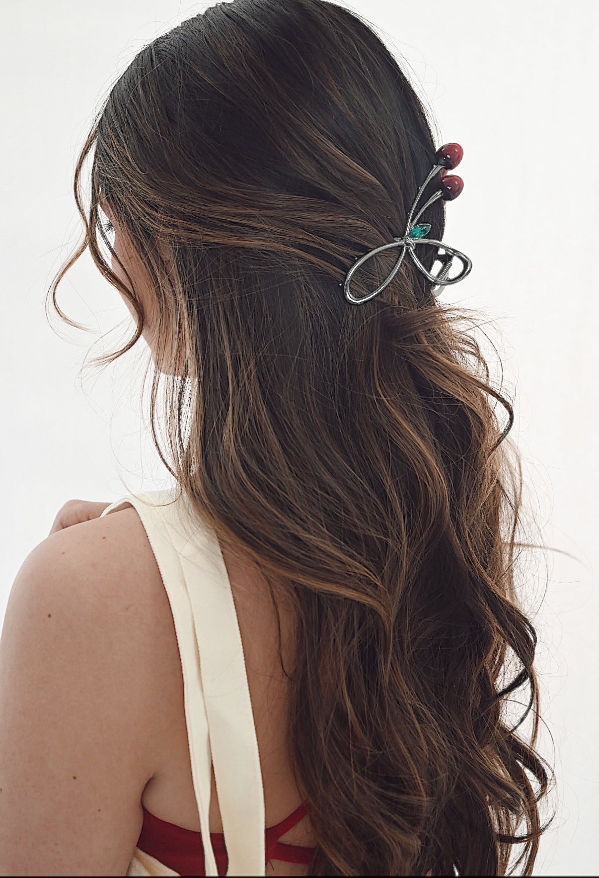 Cherry Glow Clip